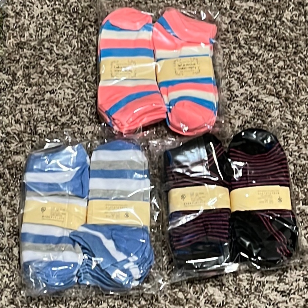 10 pair no show socks, you pick the color